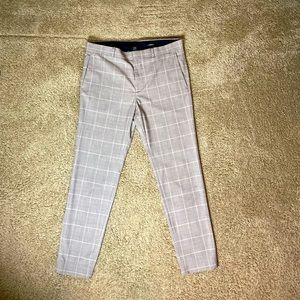 Skinny fit dressed pants